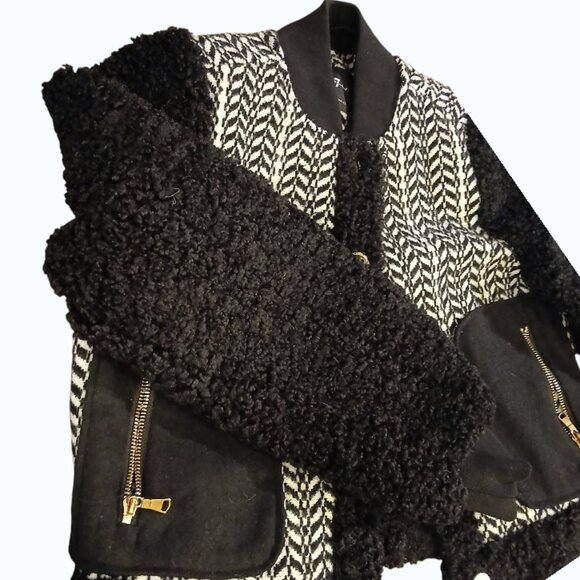 7 FOR ALL MANKIND Tweed Sherpa Bomber Jacket - Like New - Picture 5 of 15